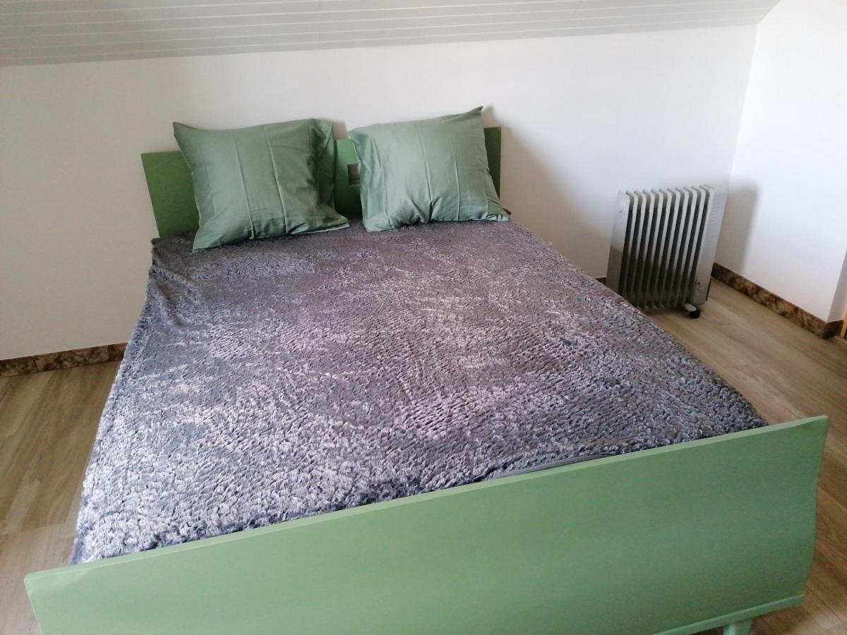 Saint-Corneille Chambre Parentale Chez L'Habitant מראה חיצוני תמונה